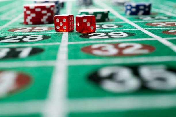 line togell mobile app interface showing live-dealer tables and sportsbook markets